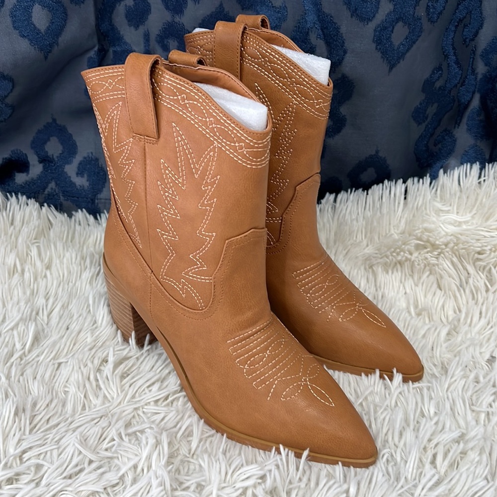 Billini Nayli Mid Booties brown